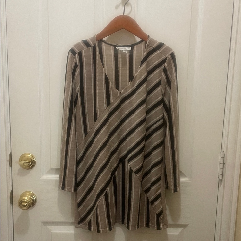 Dana Buchman Neutral Striped Top